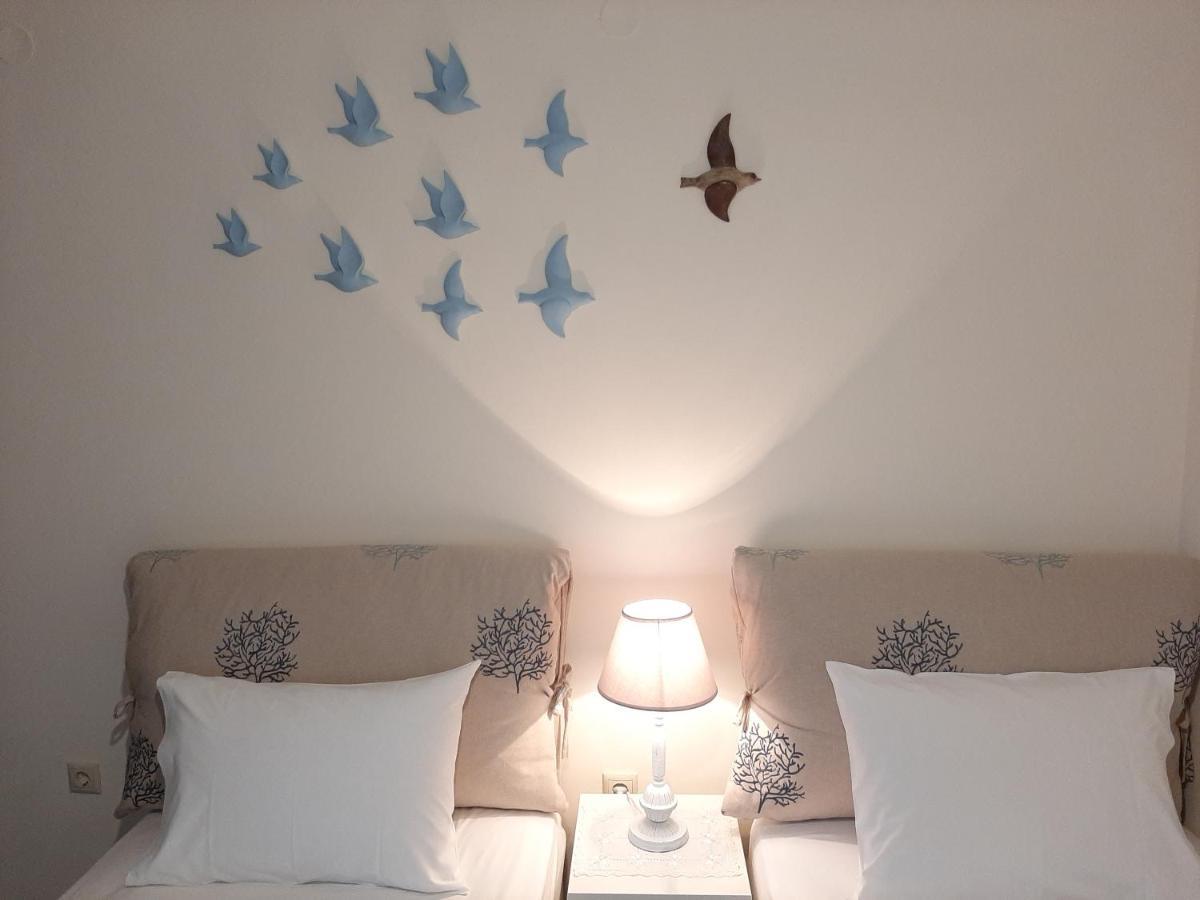Kontis Apts Apartamento Pelekas Exterior foto