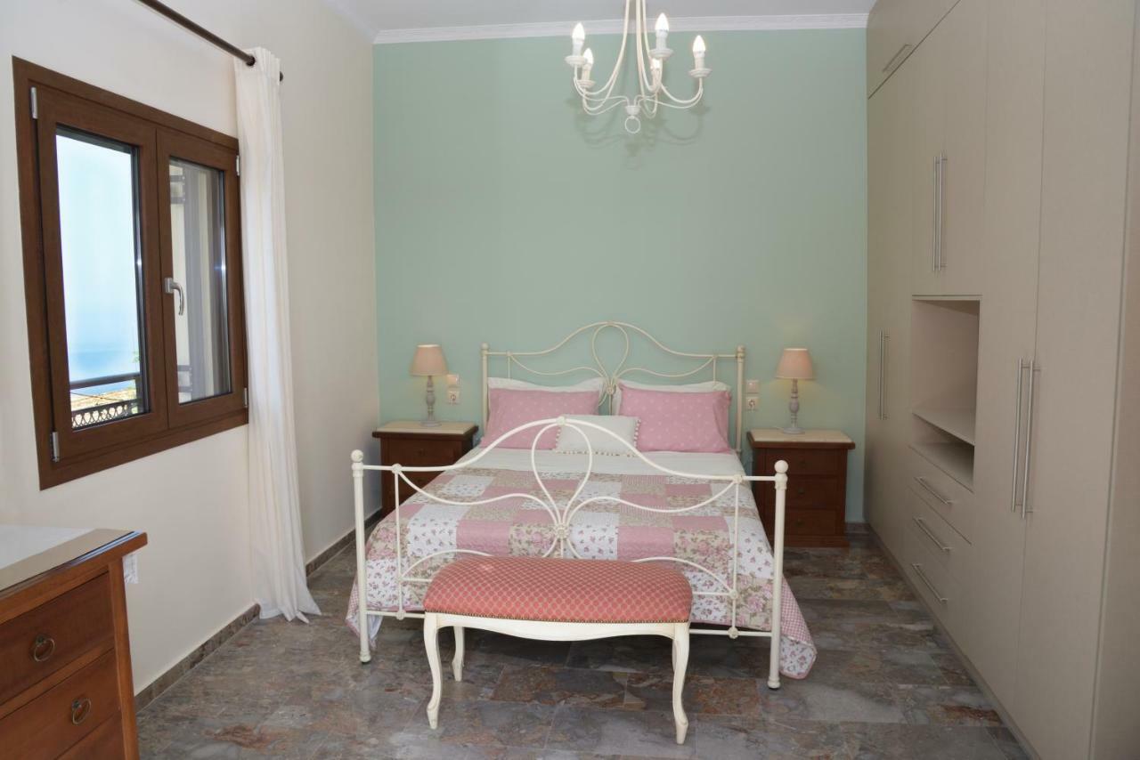 Kontis Apts Apartamento Pelekas Exterior foto
