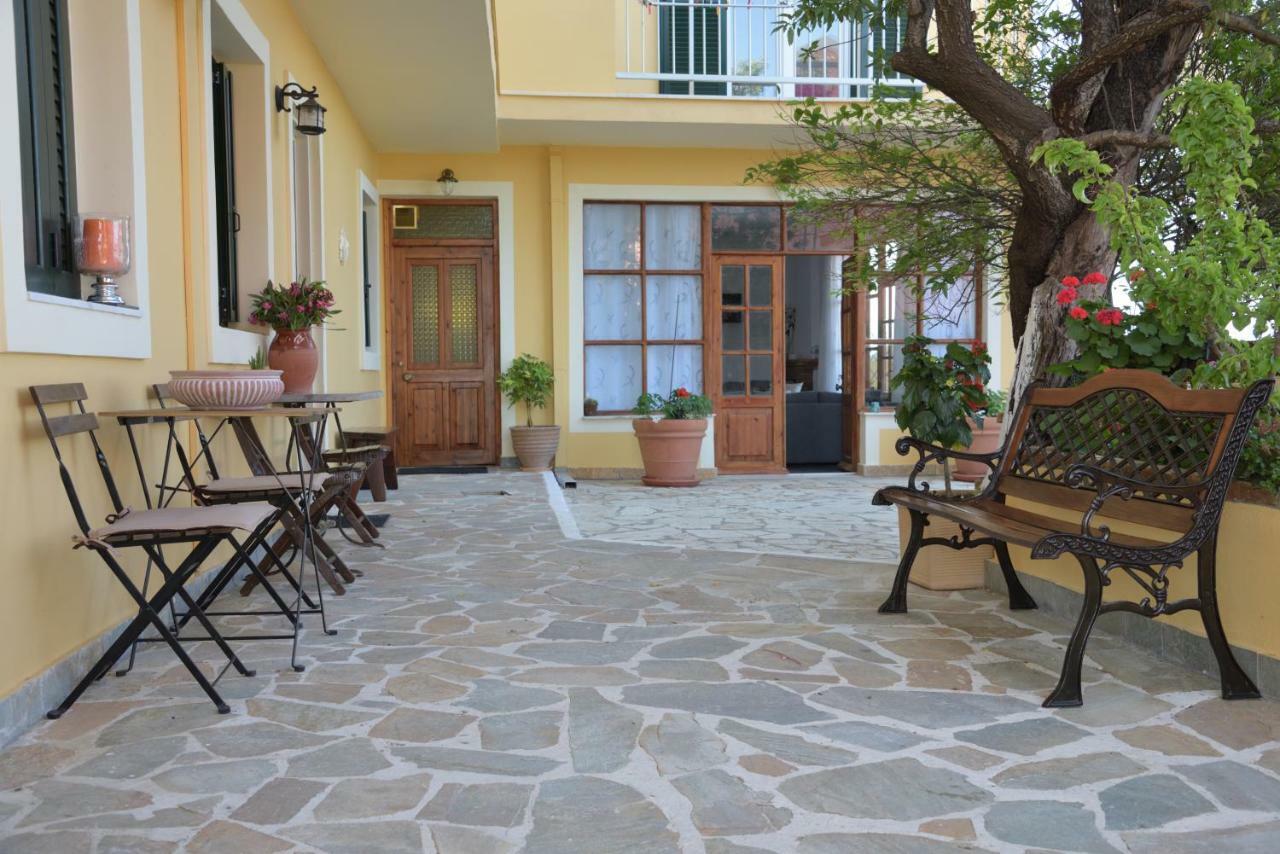Kontis Apts Apartamento Pelekas Exterior foto