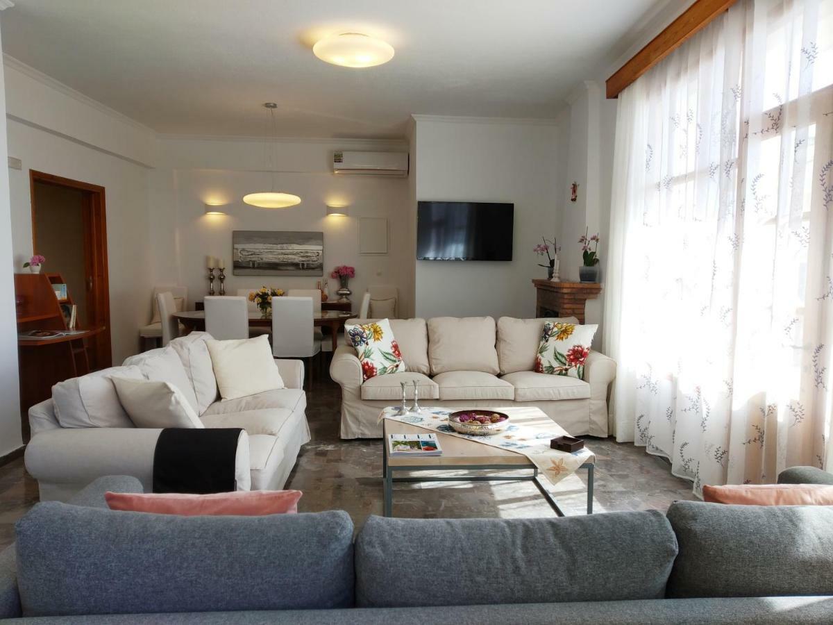 Kontis Apts Apartamento Pelekas Exterior foto