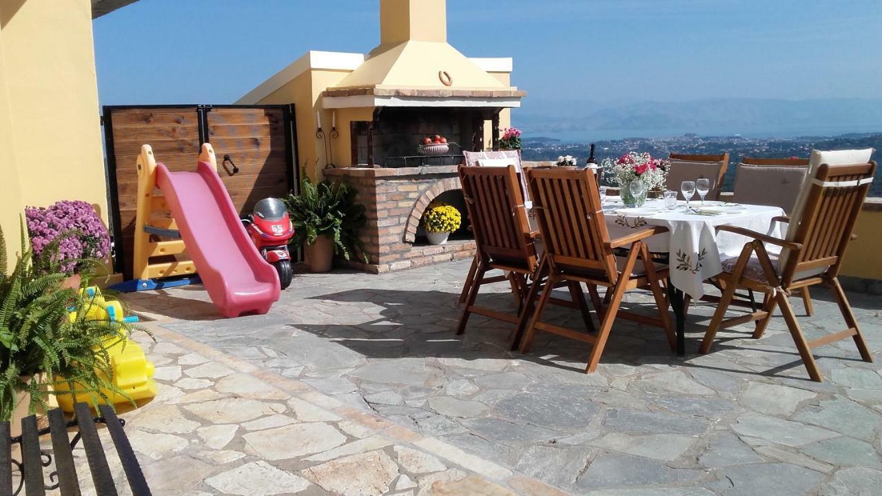 Kontis Apts Apartamento Pelekas Exterior foto