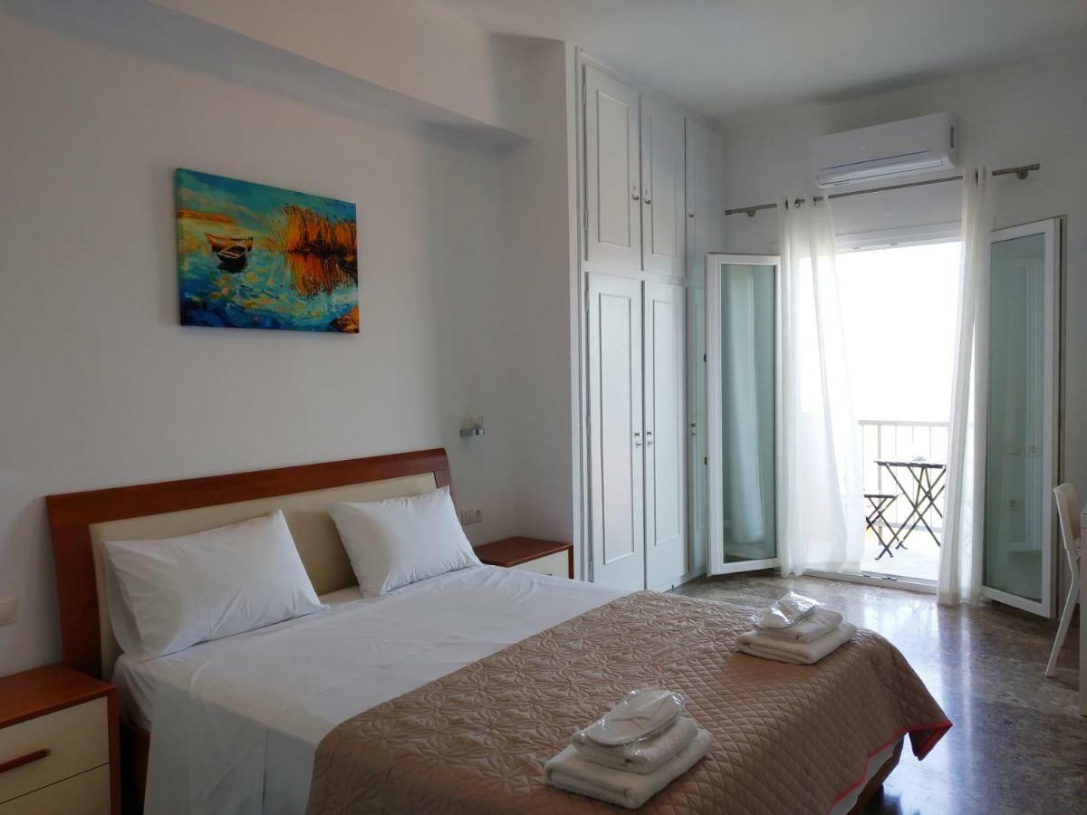 Kontis Apts Apartamento Pelekas Exterior foto